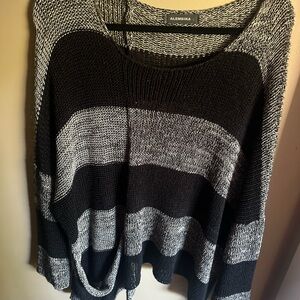 Alembika Women's Black and Gray Striped Sweater